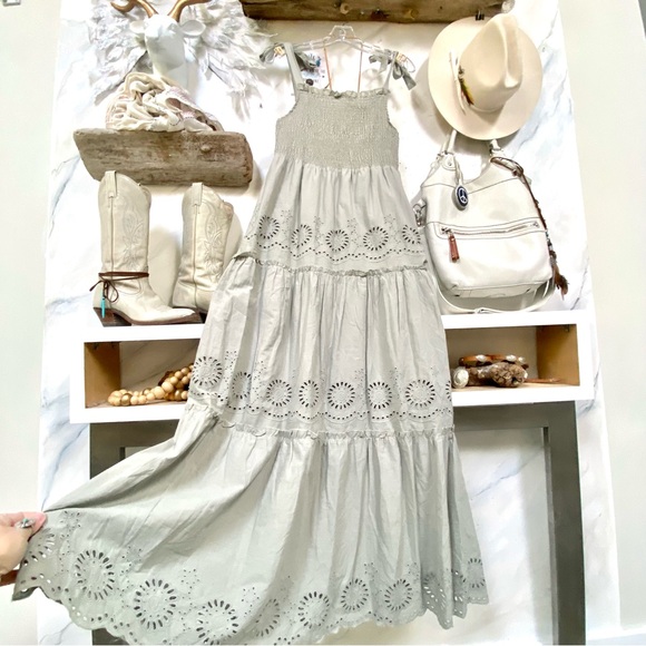 Stunning Sage green prairie eyelit boho dress country shabby chic farmhouse vibe - Picture 10 of 12